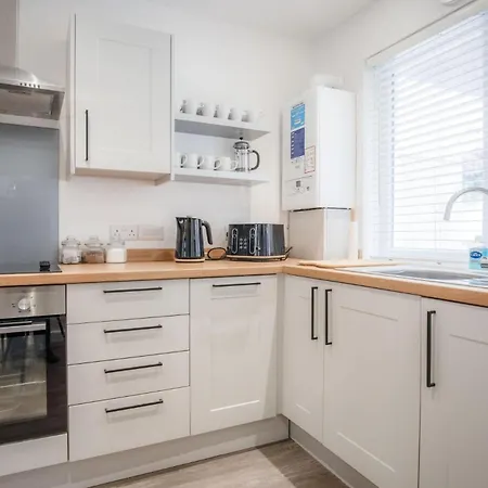 Luxurious Apartment Charlton Mews - 2 Bed - Tenby Exterior photo