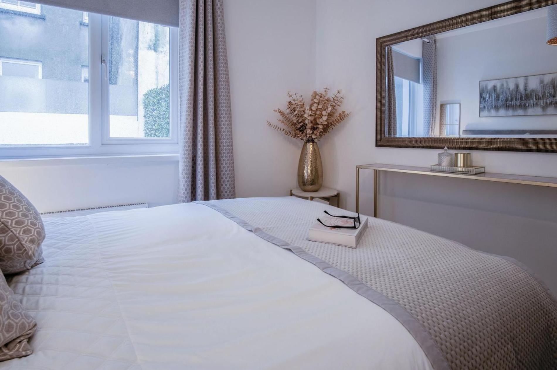 Luxurious Charlton Mews - 2 Bed - Apartment Tenby